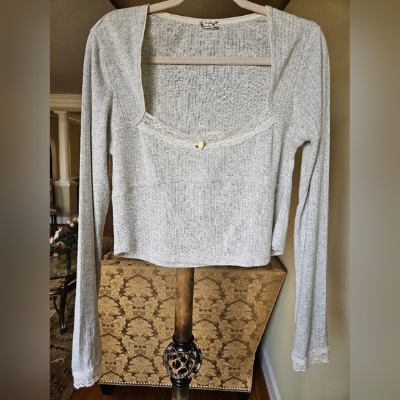 NWOT Free People Intimately long sleeve top with lace details in gray - Picture 12 of 15